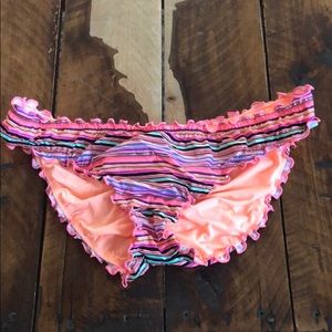 vs bathing suit bottom L fits like M